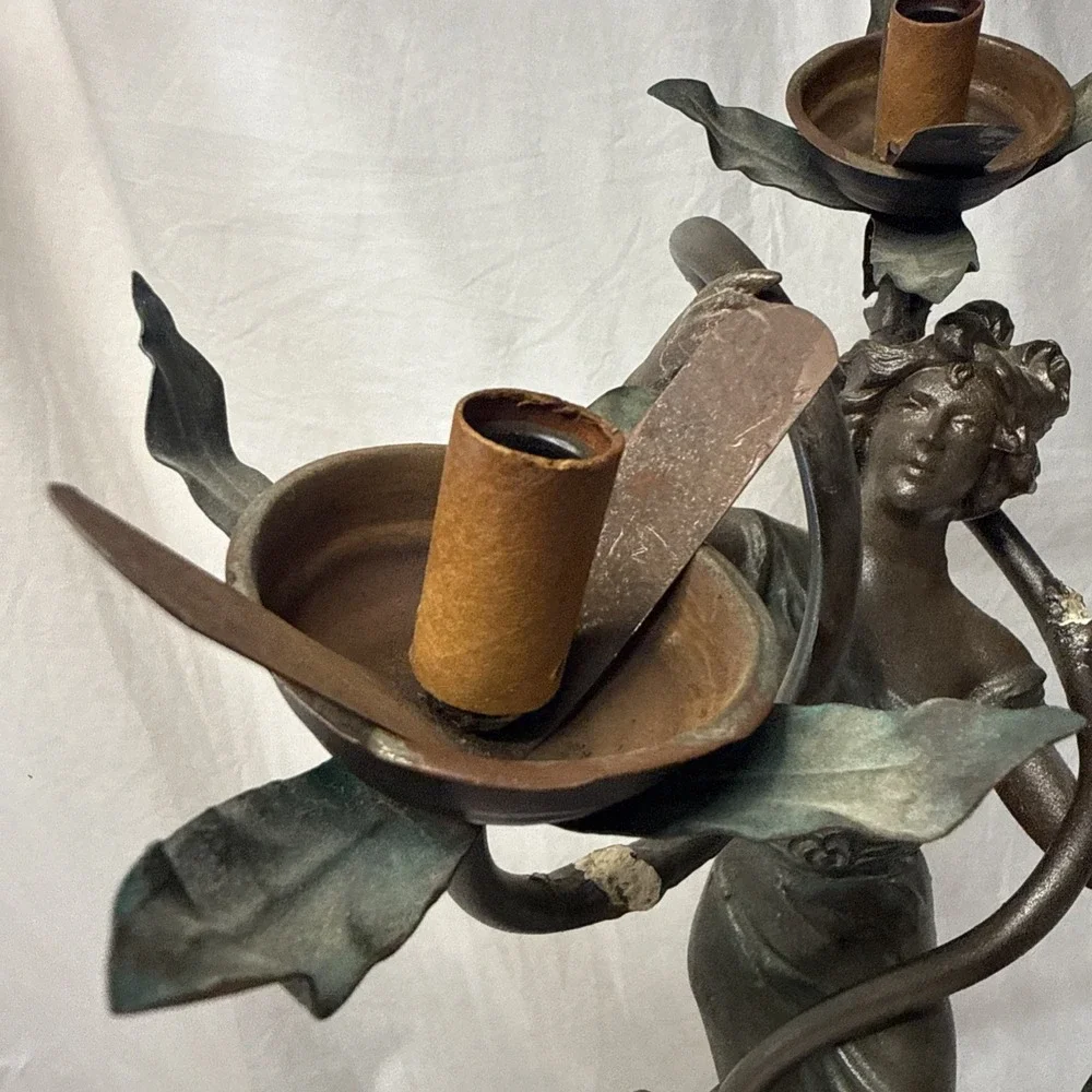N/A this antique